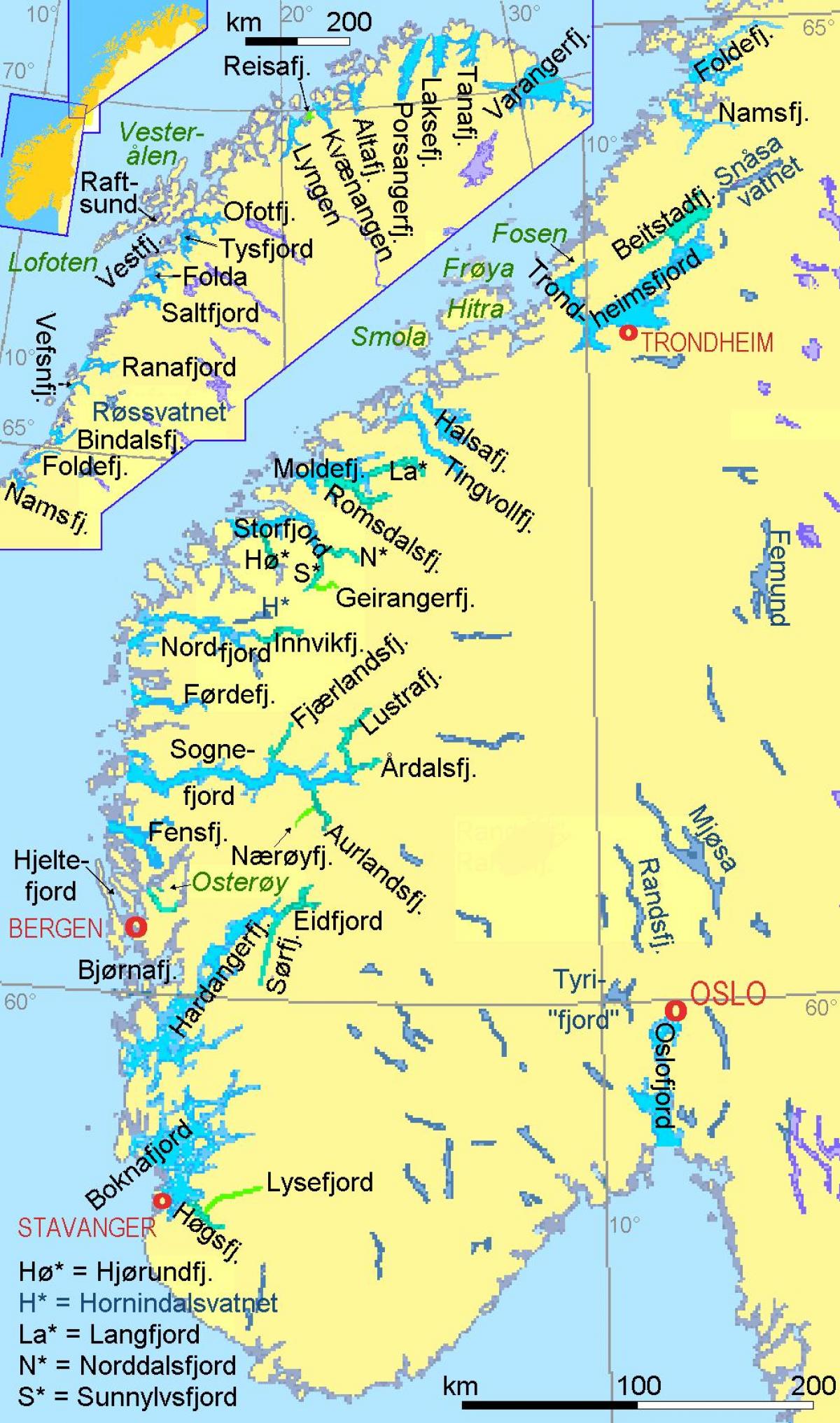 地図を示すノルウェーフィヨルド