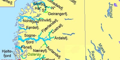 地図を示すノルウェーフィヨルド